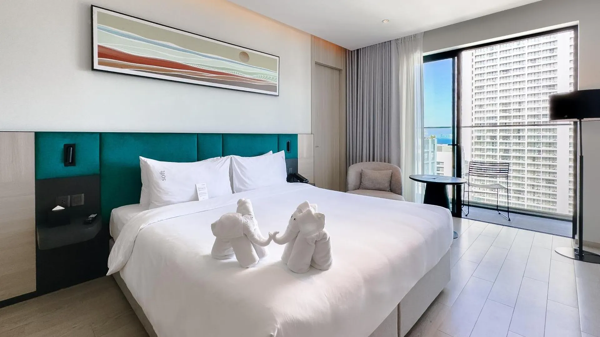 December Hotel Nha Trang 5*,  Vietname